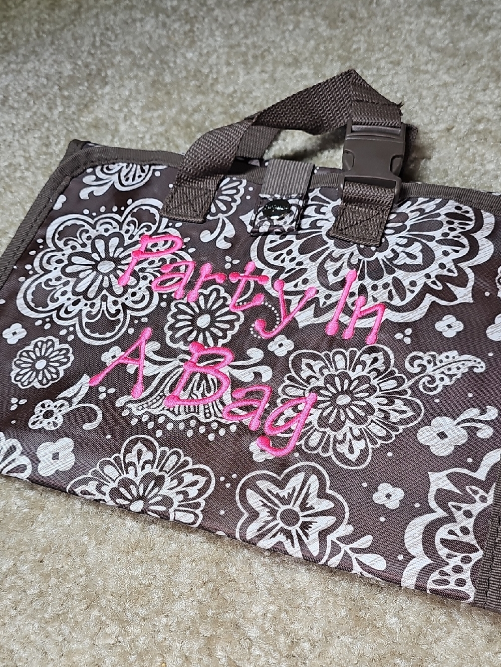 Thirty-one "Party In A Bag" Time-less Beauty Travel Cosmetic Make Up Bag NEW P18